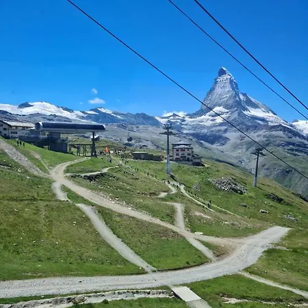 Apartment Im Alten Dorfteil Von Zermatt
